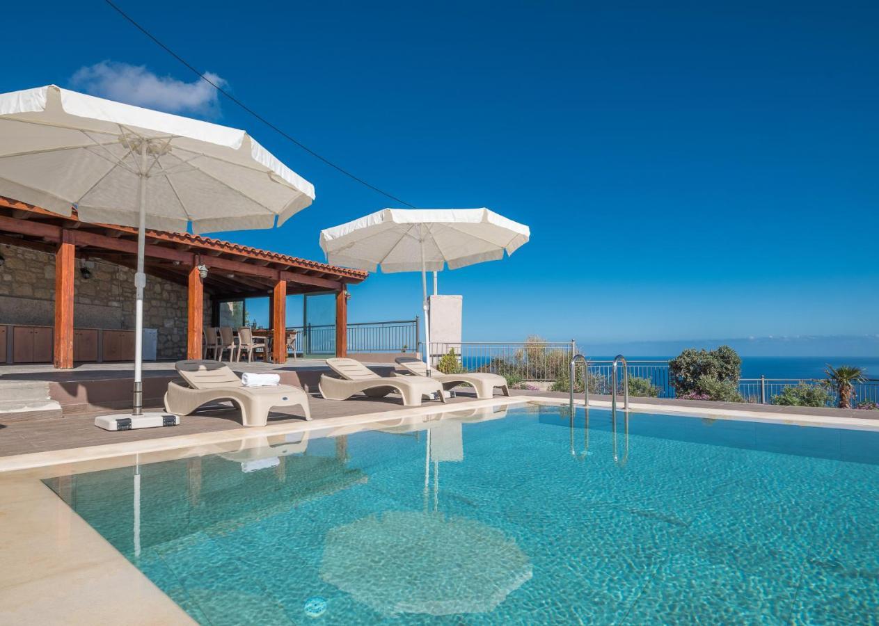 Villa Eolos Ligaria  Buitenkant foto